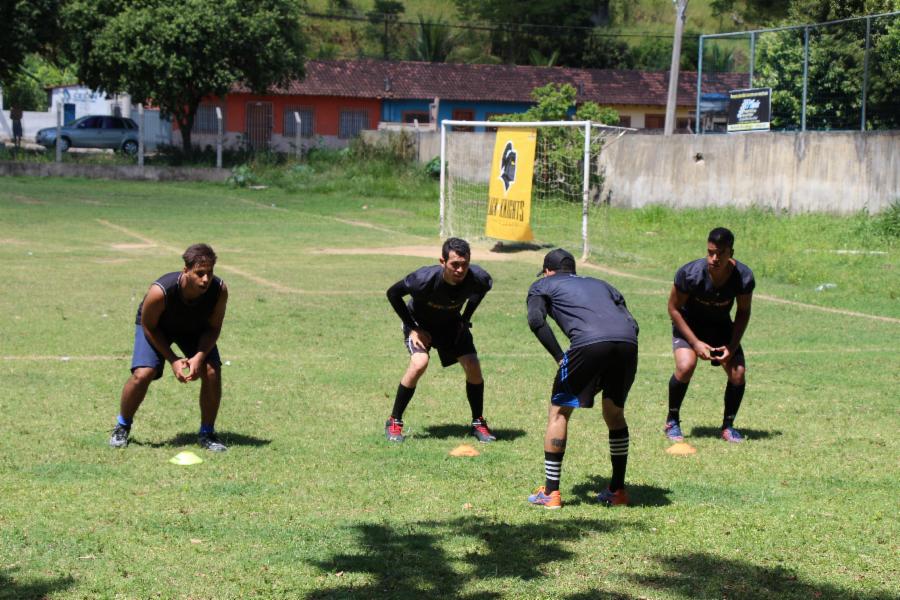 Domingo (26) é dia de futebol americano em Viana