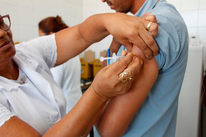 Continua vacinação contra a gripe em Viana