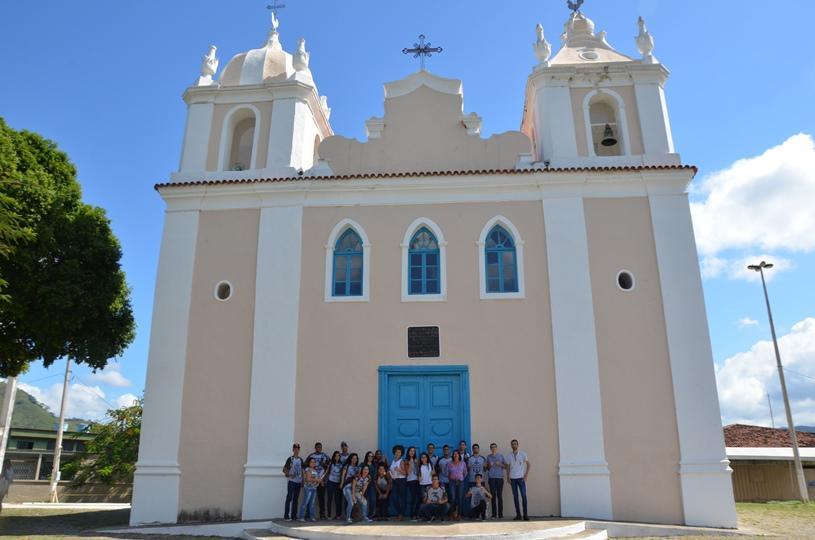 Alunos da rede estadual conhecem história de Viana com Visitação Integrada