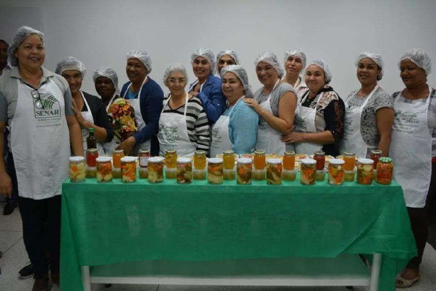 Turma finaliza Curso de Doces, Geleias e Conservas