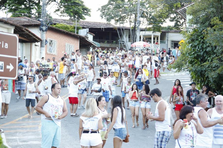 Bloco Pé de Cana leva marchinhas tradicionais de carnaval no domingo (04)