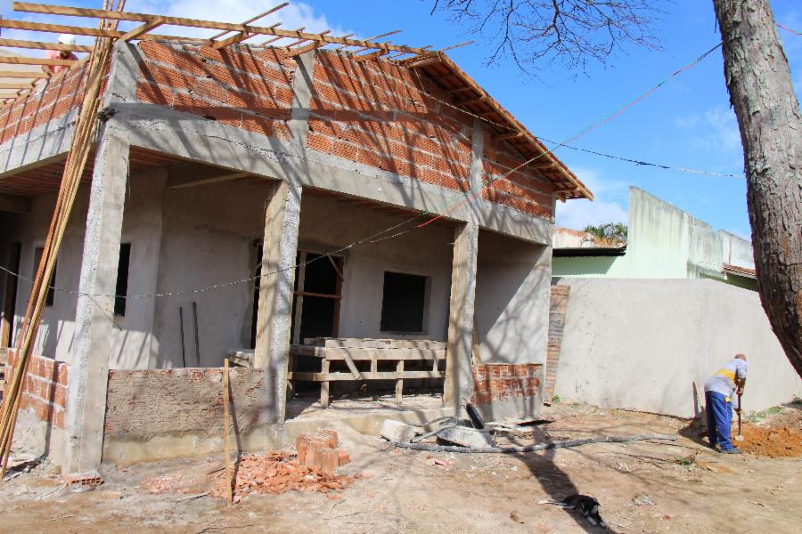 Construção da Capela Mortuária de Jucu segue na fase de reboco