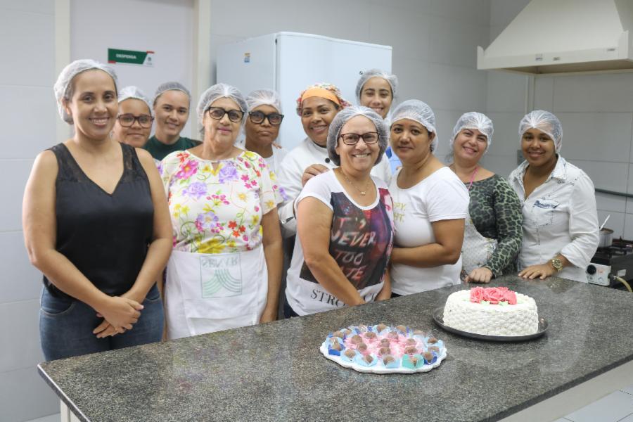 Mão na massa para aprender Confeitaria Avançada