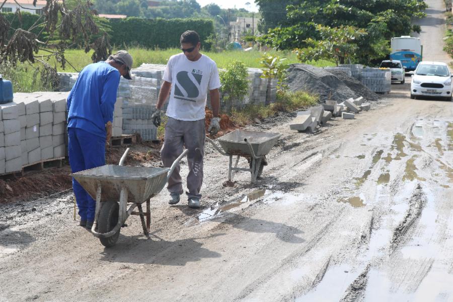 Começa pavimentação ao acesso à ponte em Santo Agostinho