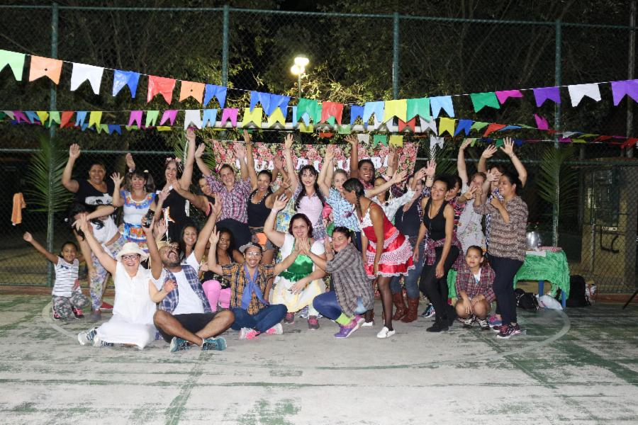 Aulas de Zumba entram no ritmo de Festa Julina