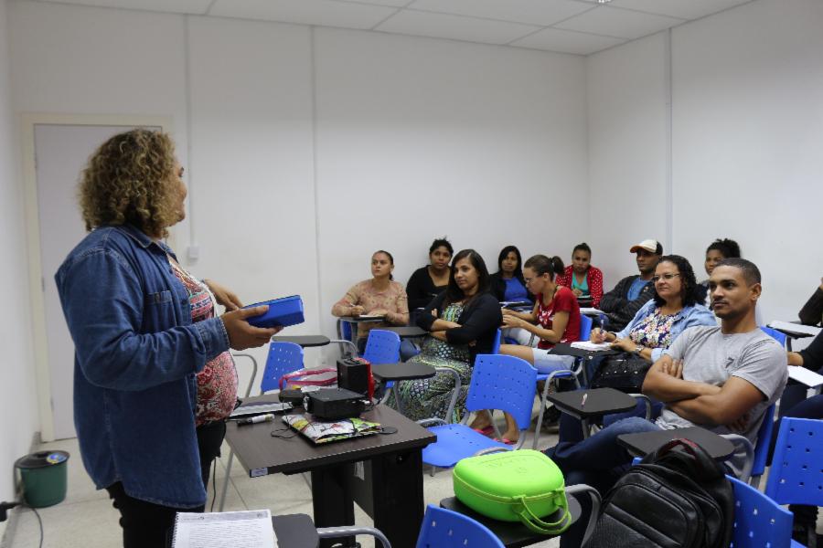 Começam aulas do Curso de Cuidador de Idosos pelo Gerar