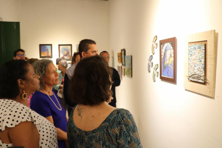 Exposição Mosaico é aberta na Galeria de Arte Casarão