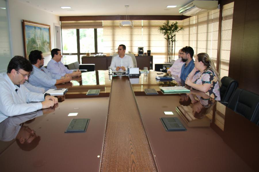 Fortalecimento da agroindústria é tema de reunião entre prefeito e Idaf