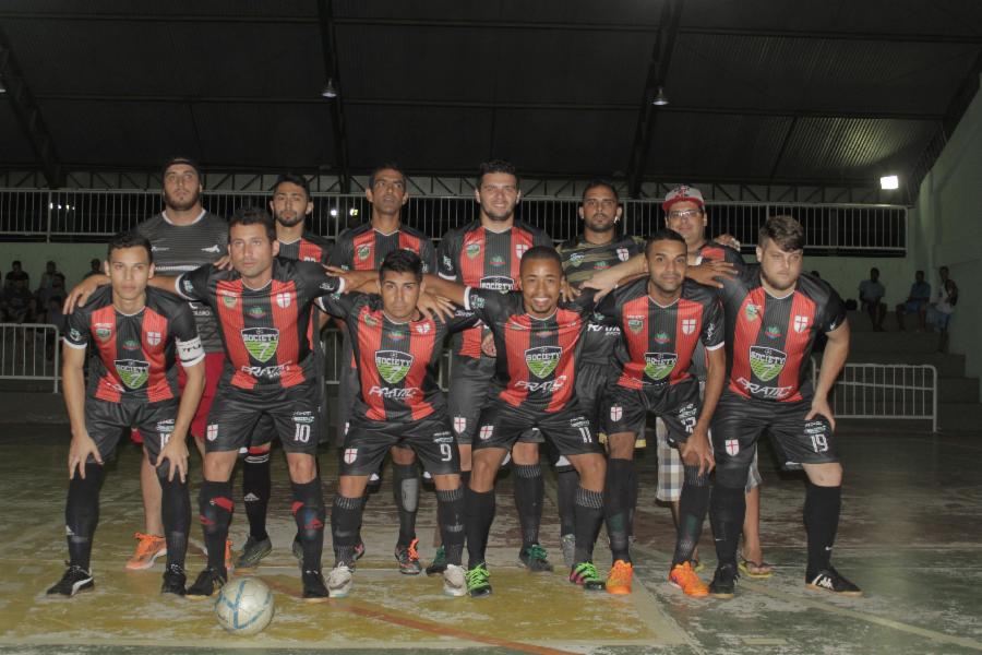 Time de Universal fatura Campeonato Municipal de Futsal