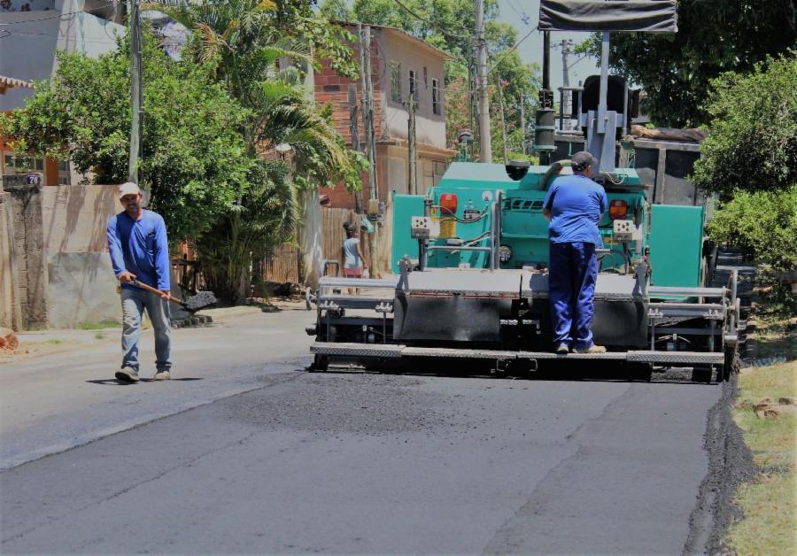 Ruas de Santo Agostinho recebem segunda camada de asfalto