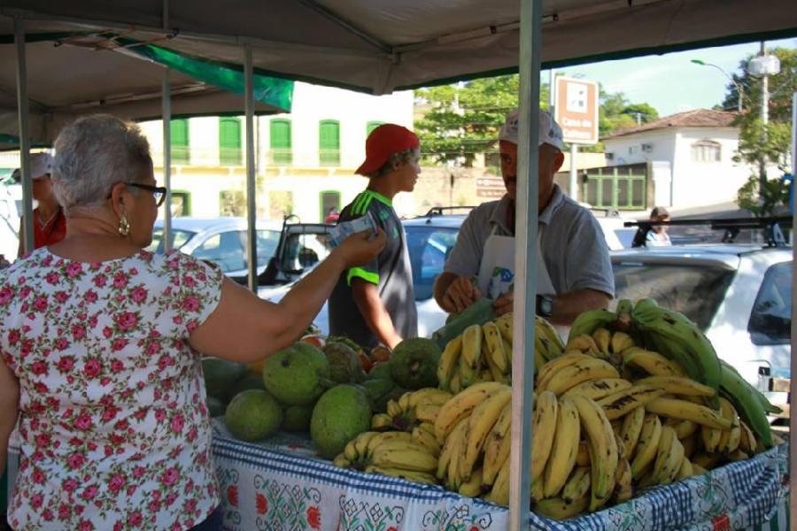 Tem Feira do Produtor de Viana nesta sexta (08)