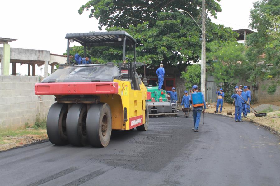 Ruas de Caxias do Sul recebem pavimentação asfáltica