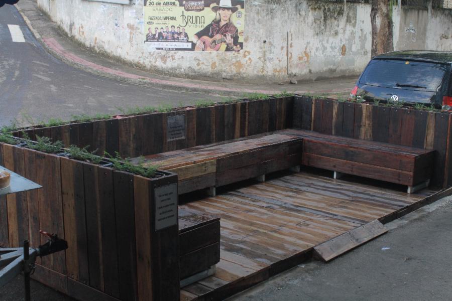 Viana ganha o primeiro Parklet do município