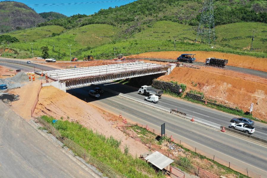 Intervenções em novo viaduto desvia tráfego em Viana nesta quinta-feira (25)