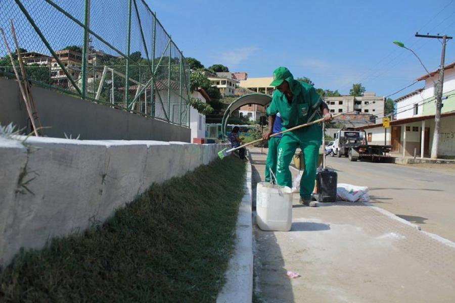 Santa Terezinha recebe equipe de limpeza