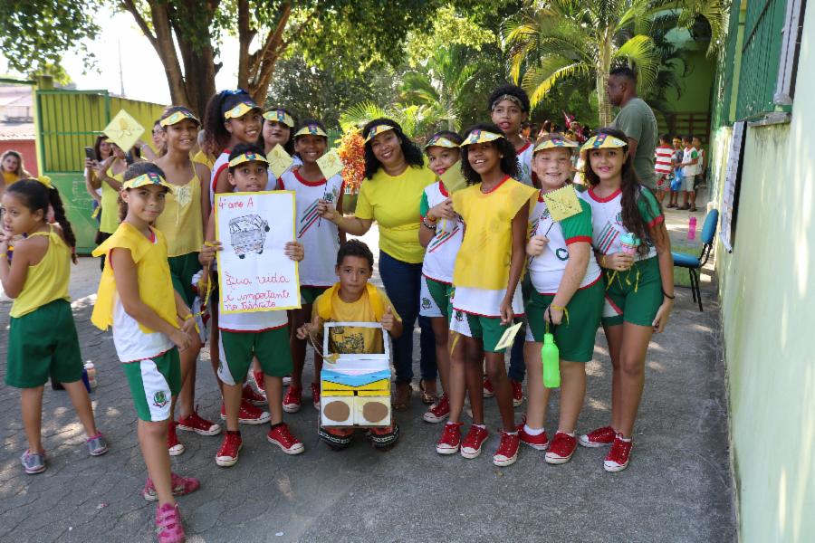 Detran realiza ação do Maio Amarelo com alunos de Marcílio de Noronha