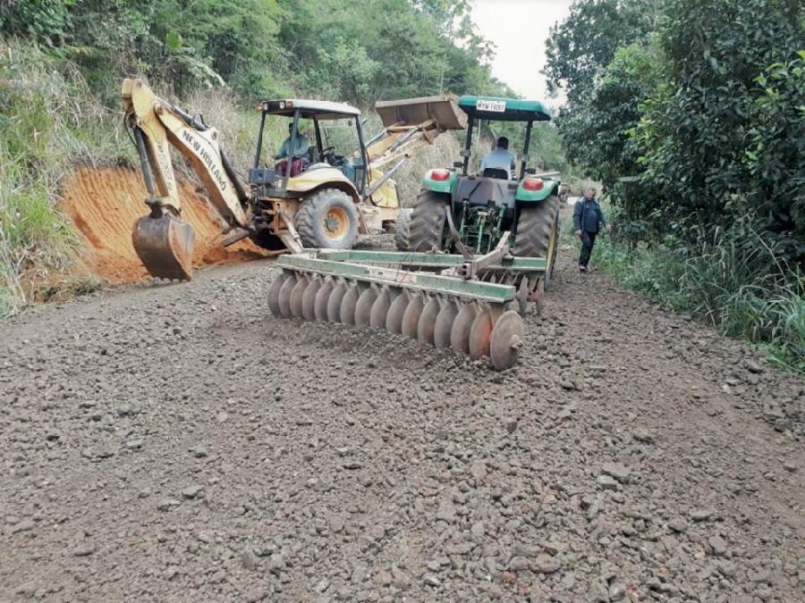 Estrada de Formate recebe melhorias