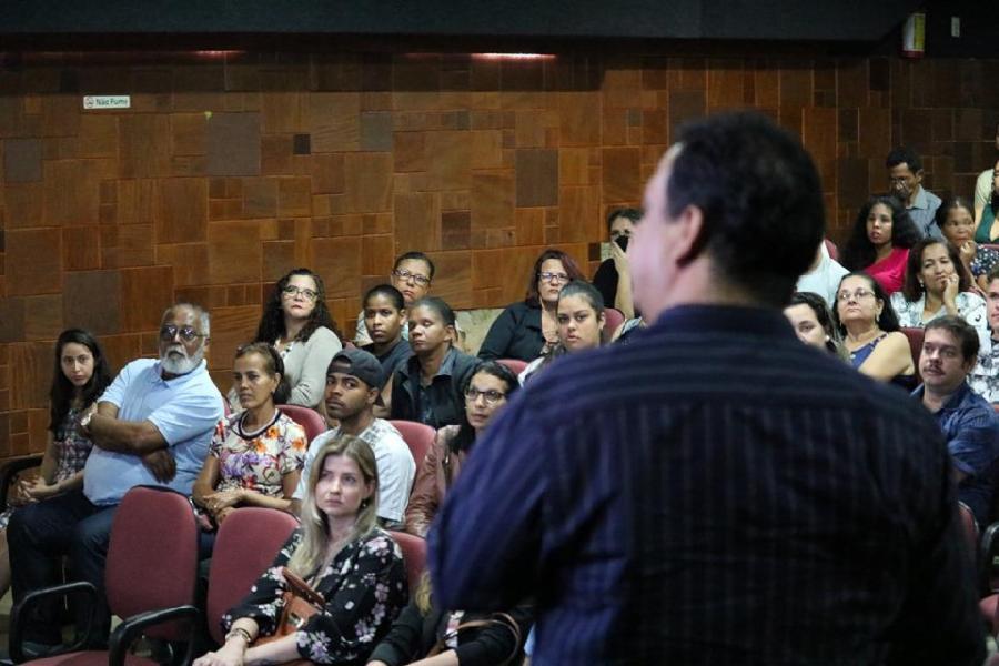 Workshop prepara moradores para o mercado de trabalho