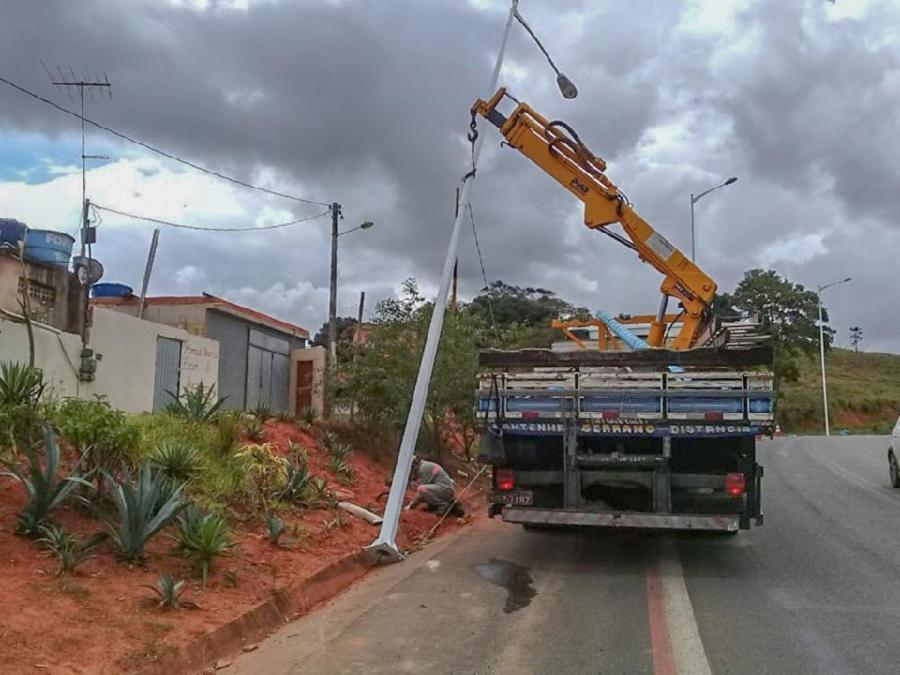 Prefeitura dá início à instalação da iluminação pública na Rodovia Norte