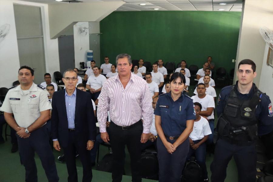 Alunos da guarda municipal iniciam curso de formação