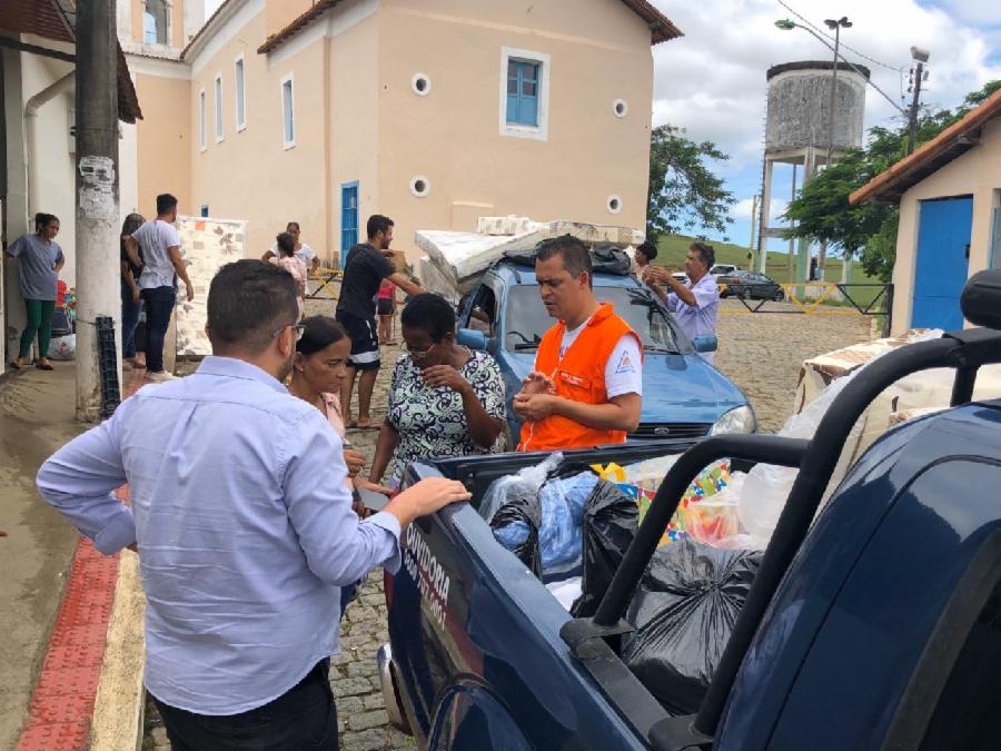 Famílias de Santo Agostinho deixam abrigo e retornam para suas casas