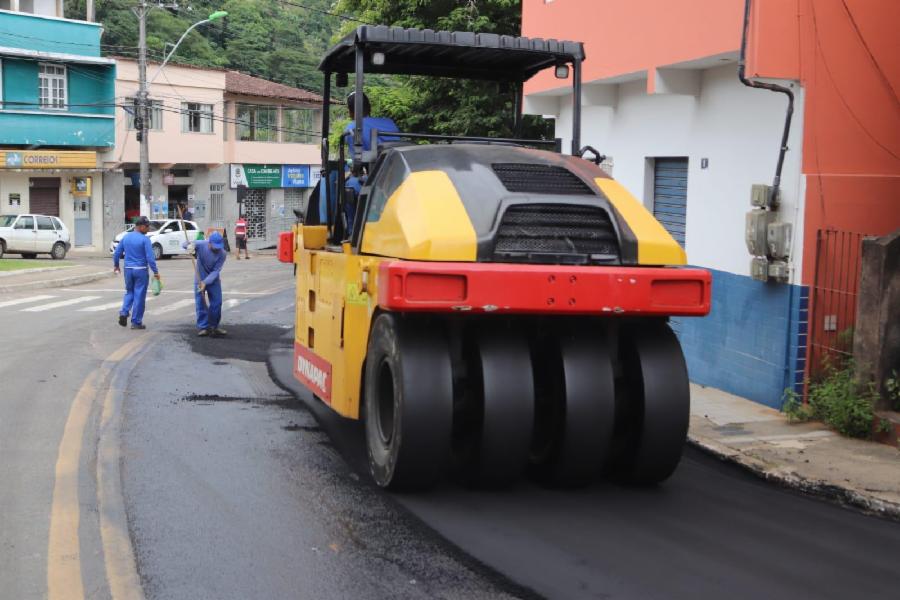 Centro de Viana recebe obra de pavimentação e recapeamento asfáltico