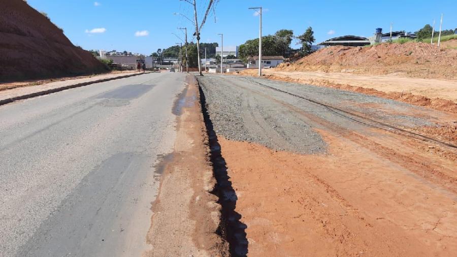 Avenida Hozache Ferreira Brant em Marcílio de Noronha recebe obra de duplicação