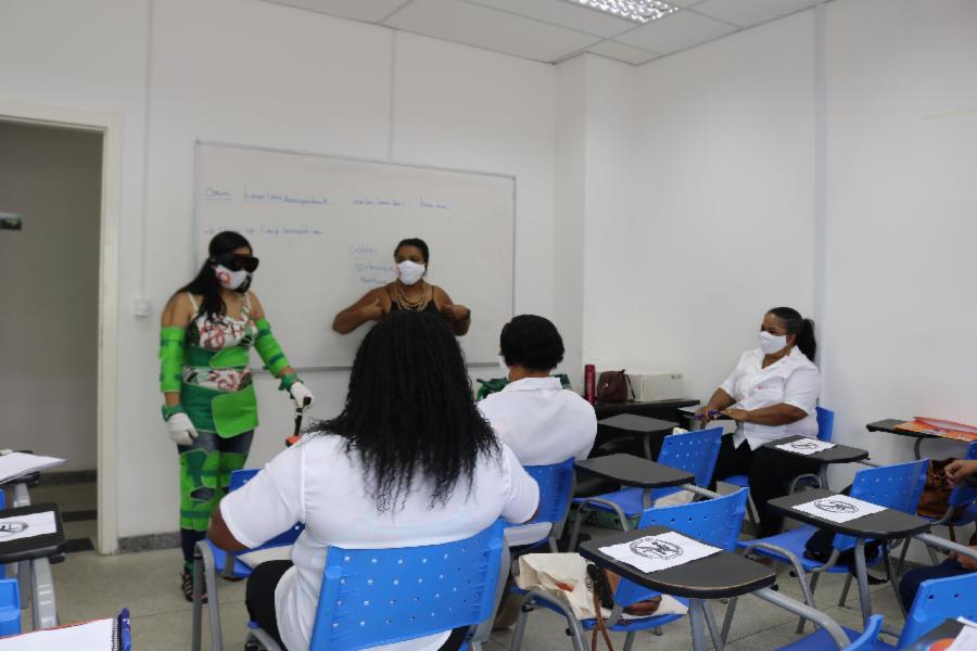 Alunos se preparam para o mercado de trabalho com os cursos oferecidos pelo GERAR