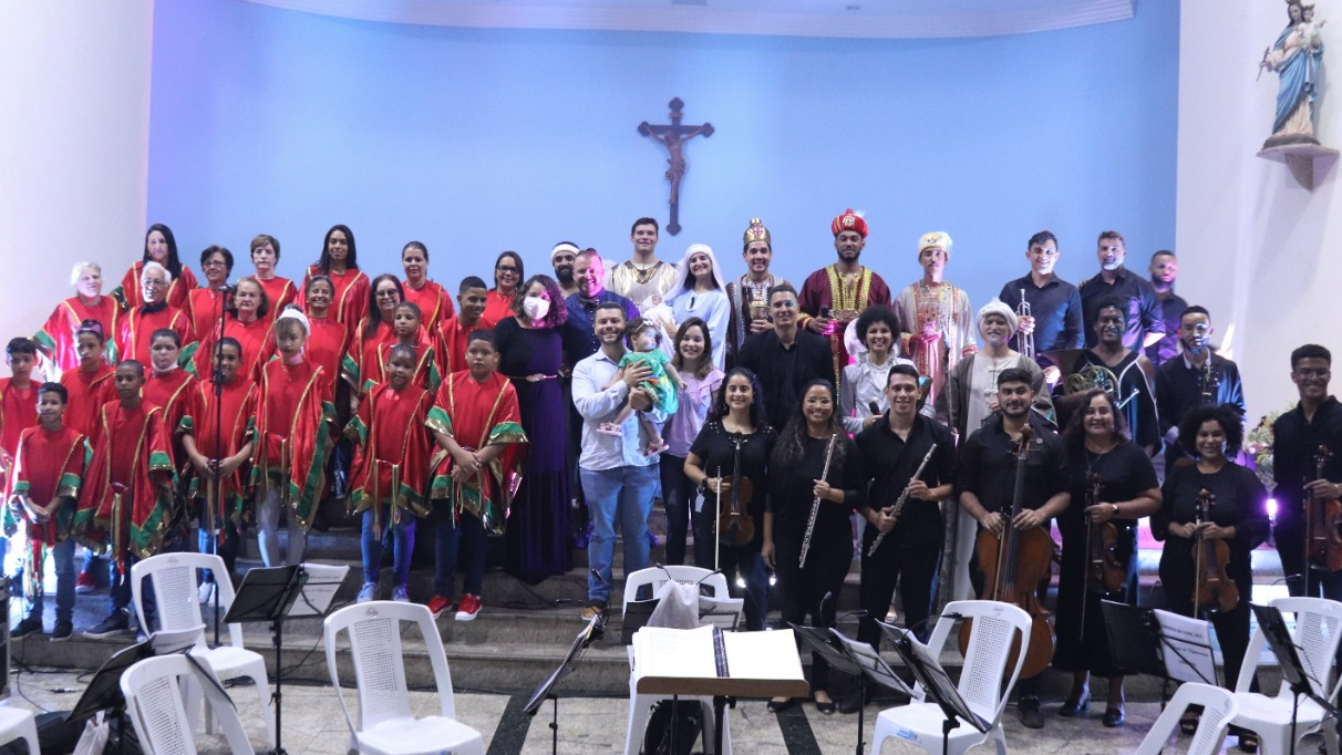 Espetáculo musical “Tempo de Esperança” faz nova apresentação no dia de Natal e emociona moradores de Marcílio de Noronha