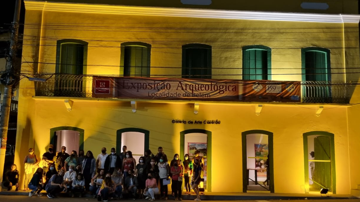 Grupo de alunos de Escola Estadual visita equipamentos culturais de Viana 