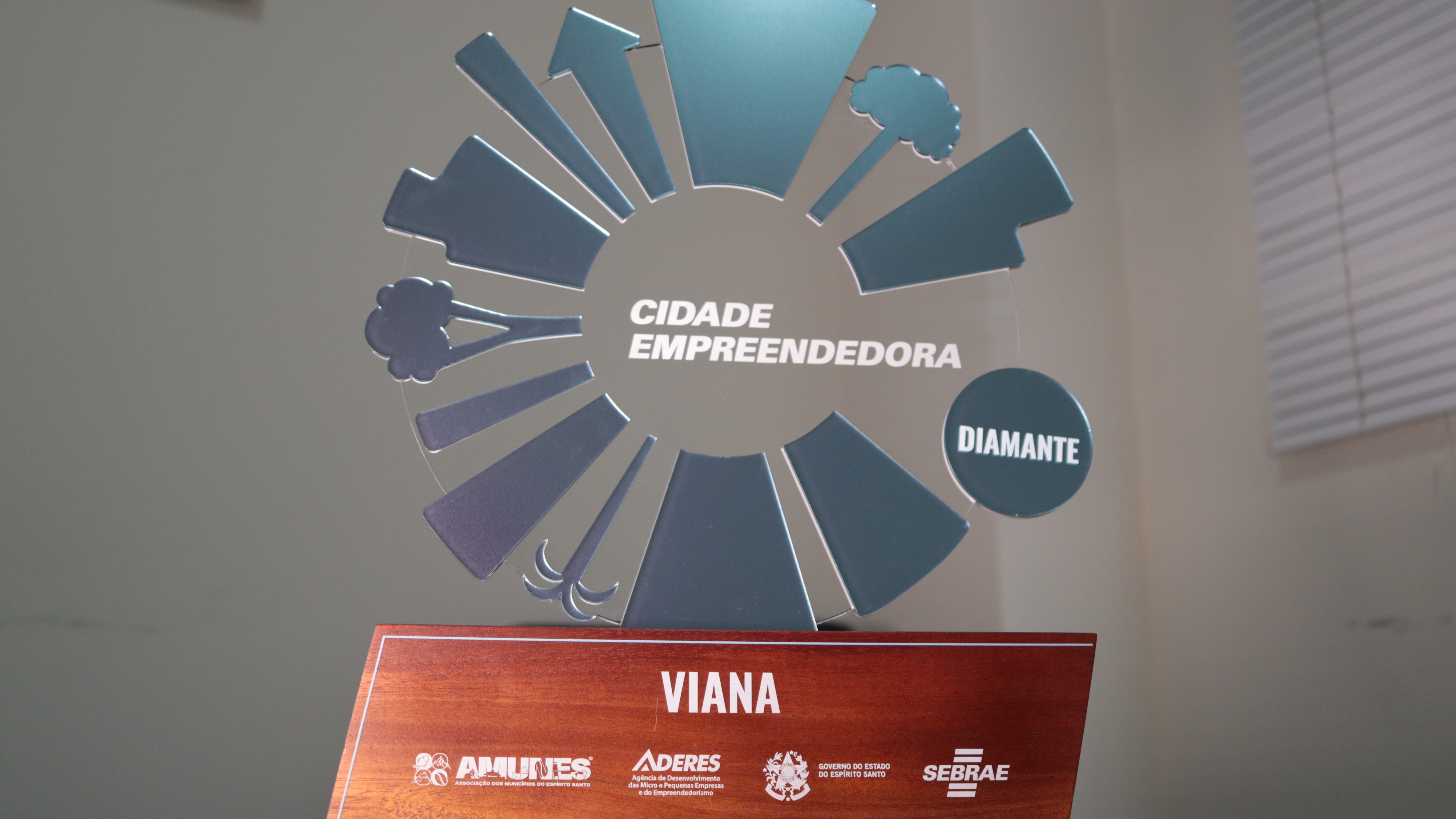 Empreendedorismo em alta: atendimentos crescem mais de 50% em Viana e impulsionam novos negócios