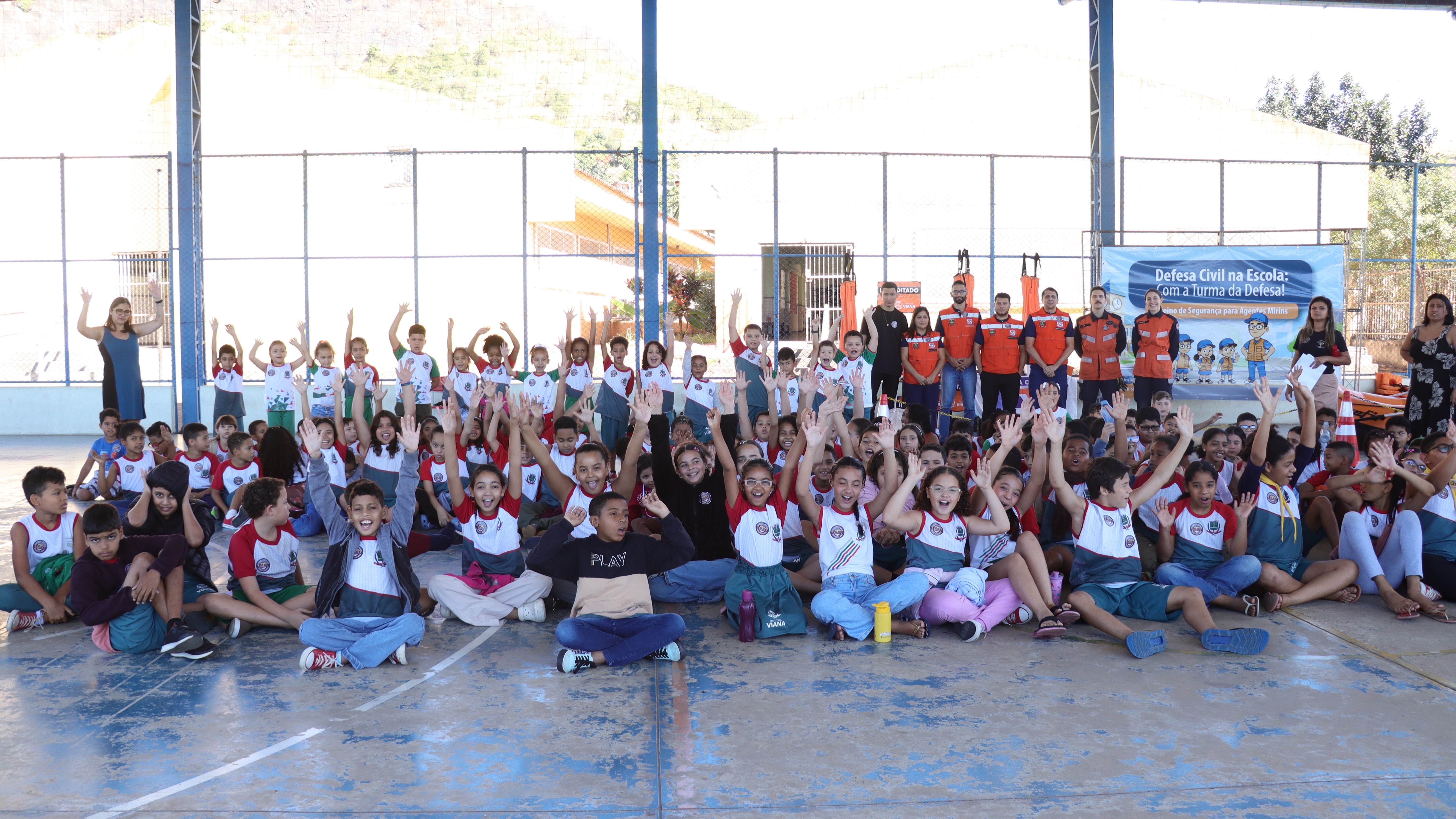 Defesa Civil leva educação preventiva às escolas e projeto de Viana conquista destaque estadual