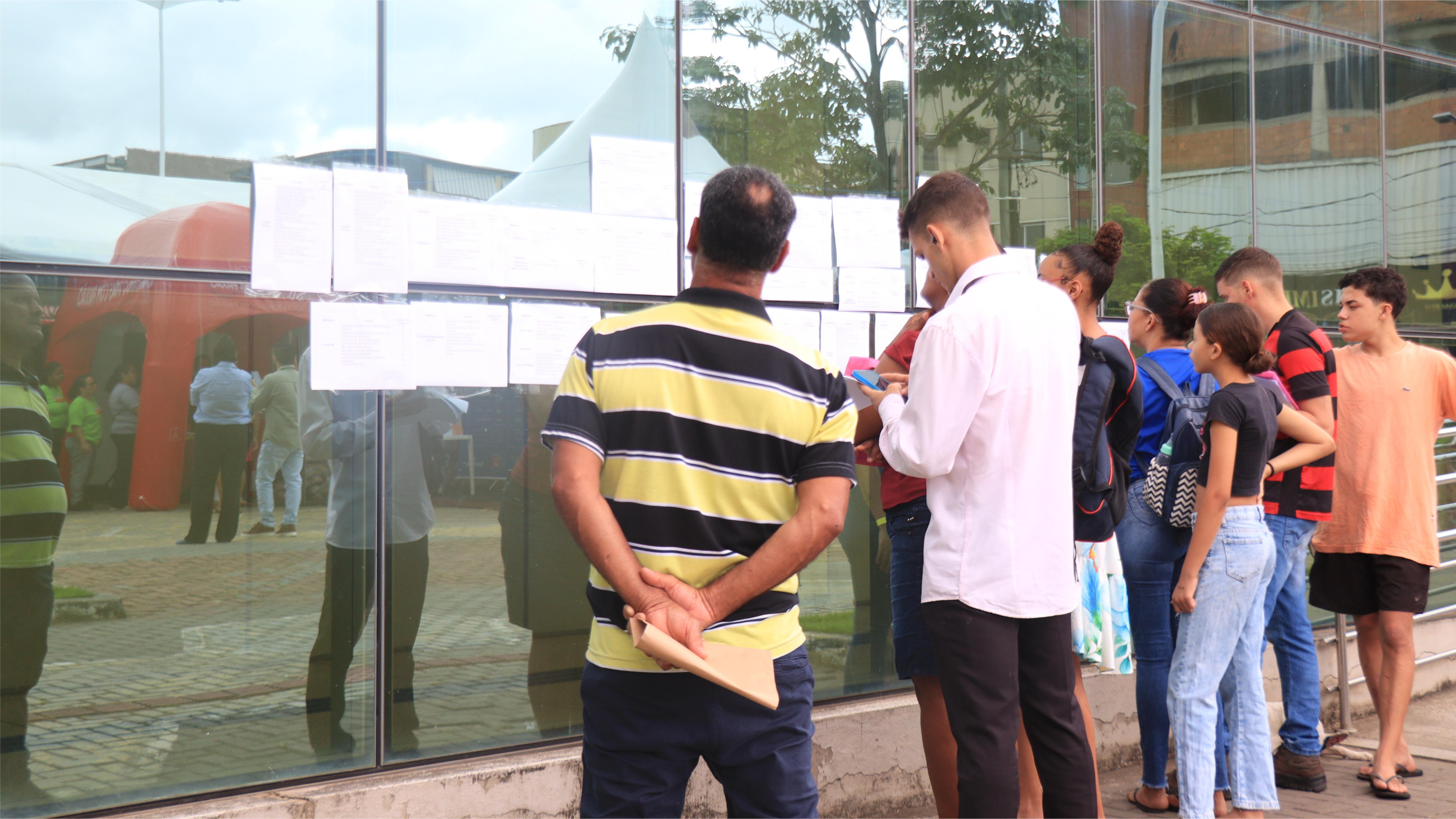 2º Feirão de Empregos de Viana reúne milhares de candidatos e amplia oportunidades de trabalho no município